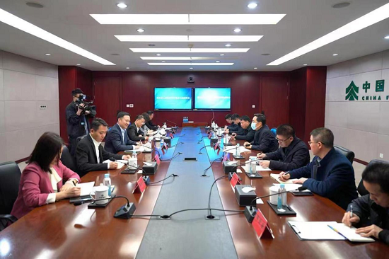 余红辉会见邵阳市委副书记、、、市长吴舜泽一行