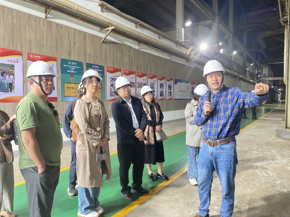 国务院发展钻研中心、、中国林业科学钻研院专家调研组莅临Easybet林业发展专题调研
